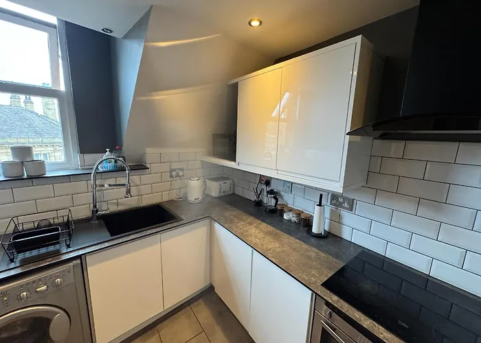Contactless Check In - Spacious New-york Style Penthouse In Centre * Leeds