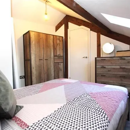 דירה Spacious New-york Style Trendy Penthouse In Centre לידס